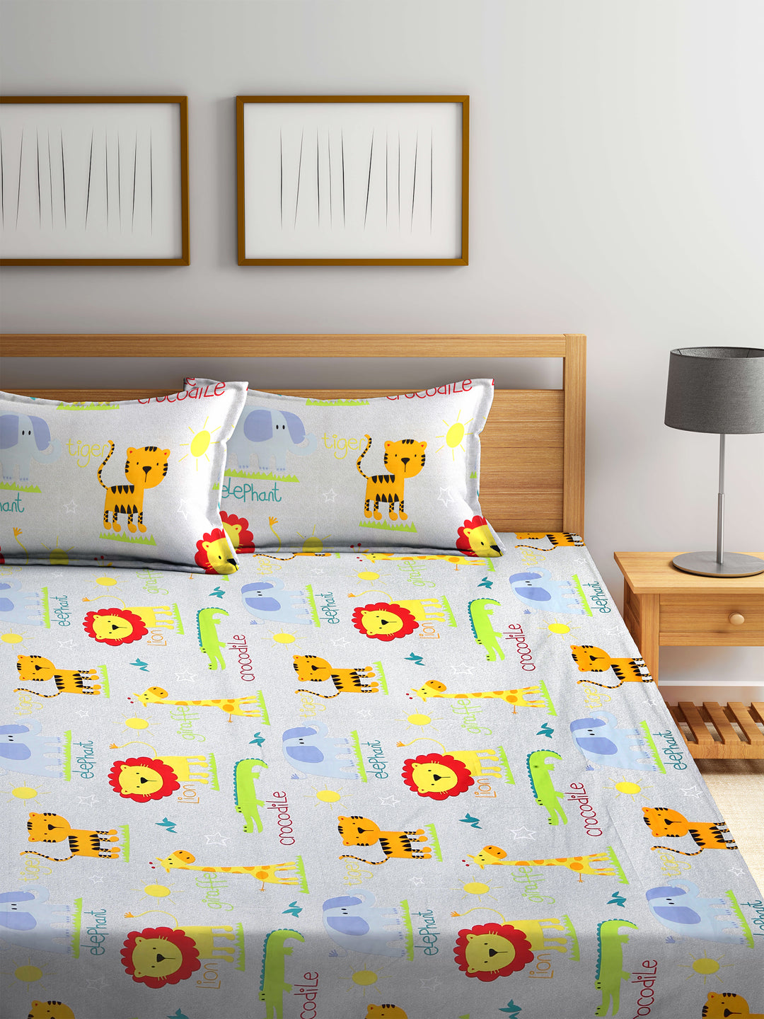 Kid's Special King Size Bed Sheet Set with 2 Pillow Covers by Arrabi® (250 x 220 cm)
