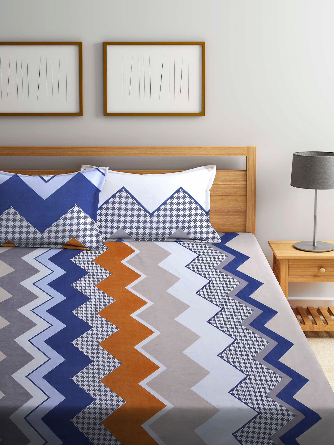 Arrabi Multi Graphic TC Cotton Blend Double King Size Bedsheet with 2 Pillow Covers (270 x 260 cm)