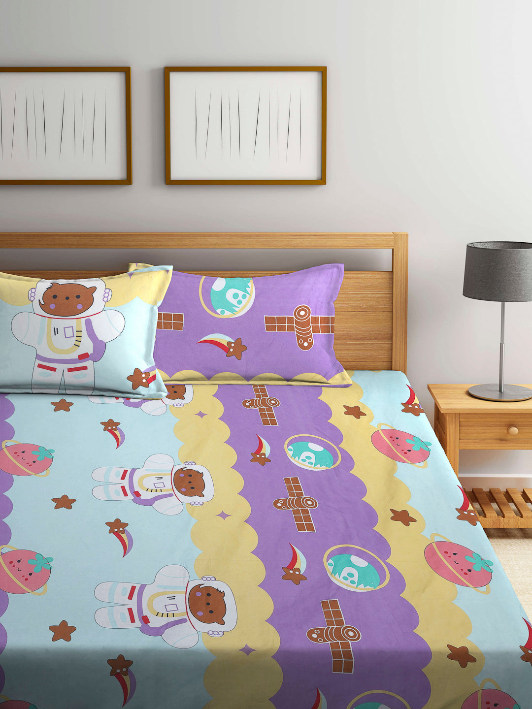Arrabi Multi Cartoon TC Cotton Blend Double Size Bedsheet with 2 Pillow Covers