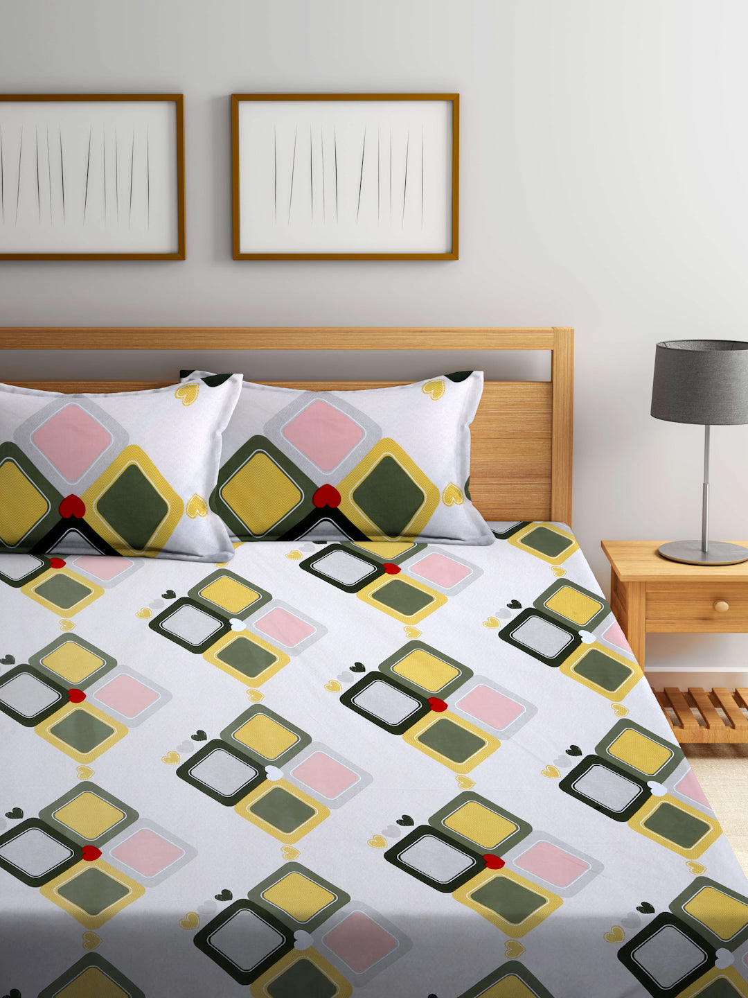 Arrabi Peach Geometric TC Cotton Blend Super King Size Fitted Bedsheet with 2 Pillow Covers(270 X 260 Cm )