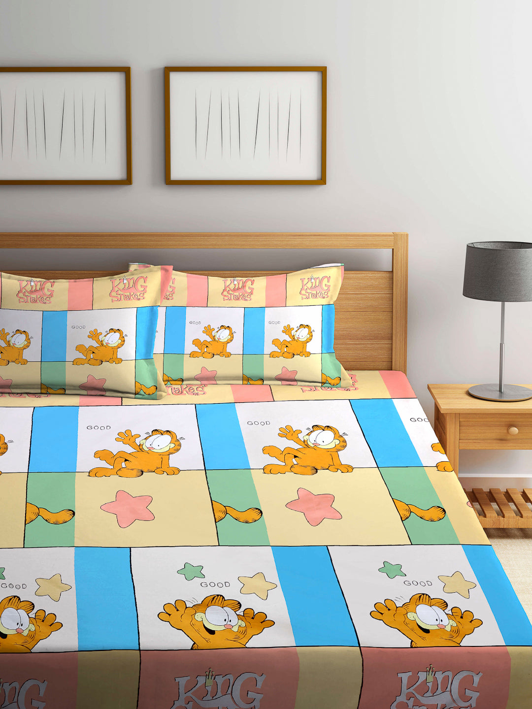 Arrabi Multi Cartoon TC Cotton Blend Double  Size Bedsheet with 2 Pillow Covers