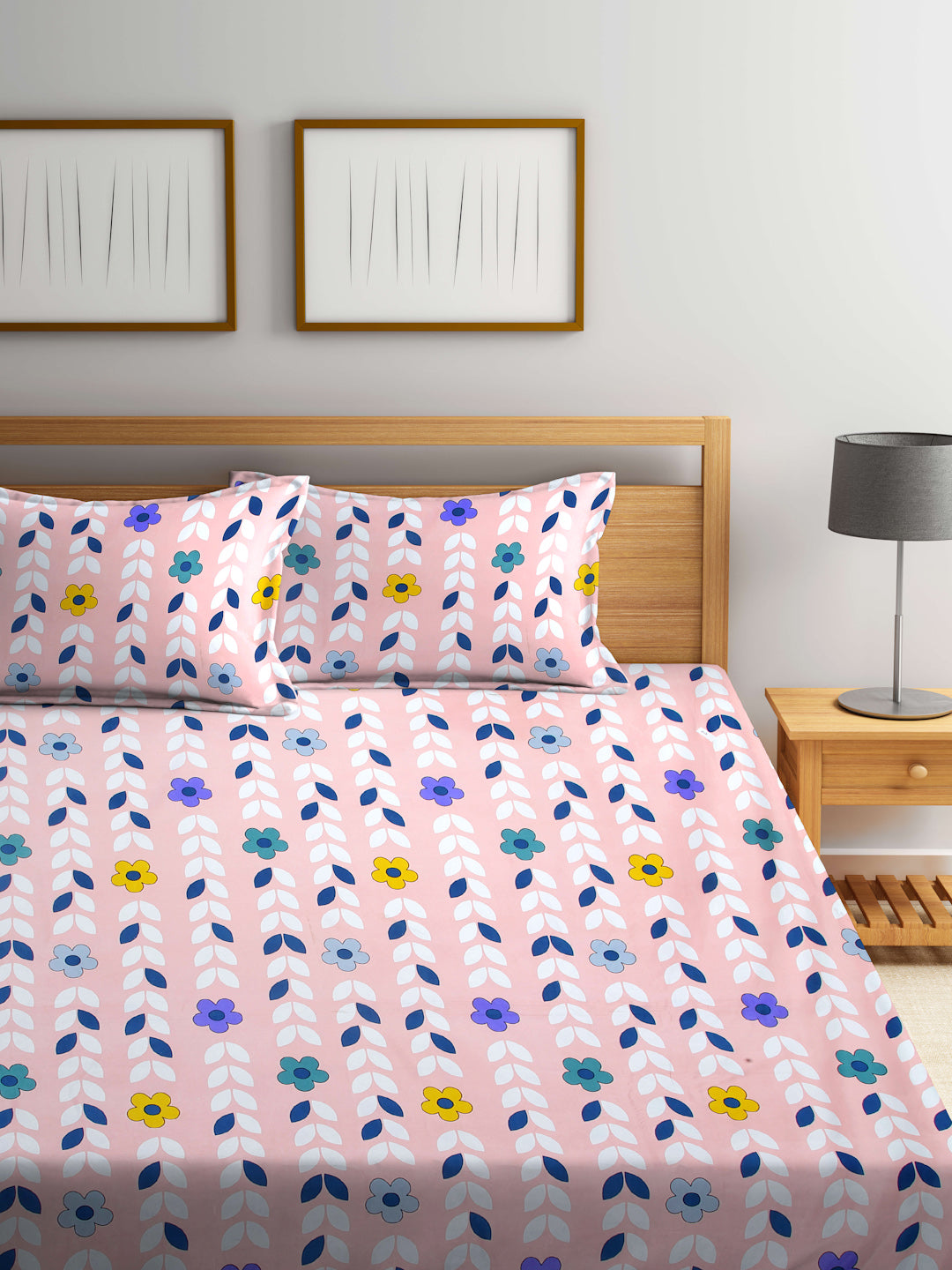 Arrabi Pink Leaf TC Cotton Blend Super King Size Bedsheet with 2 Pillow Covers (270 X 260 cm)