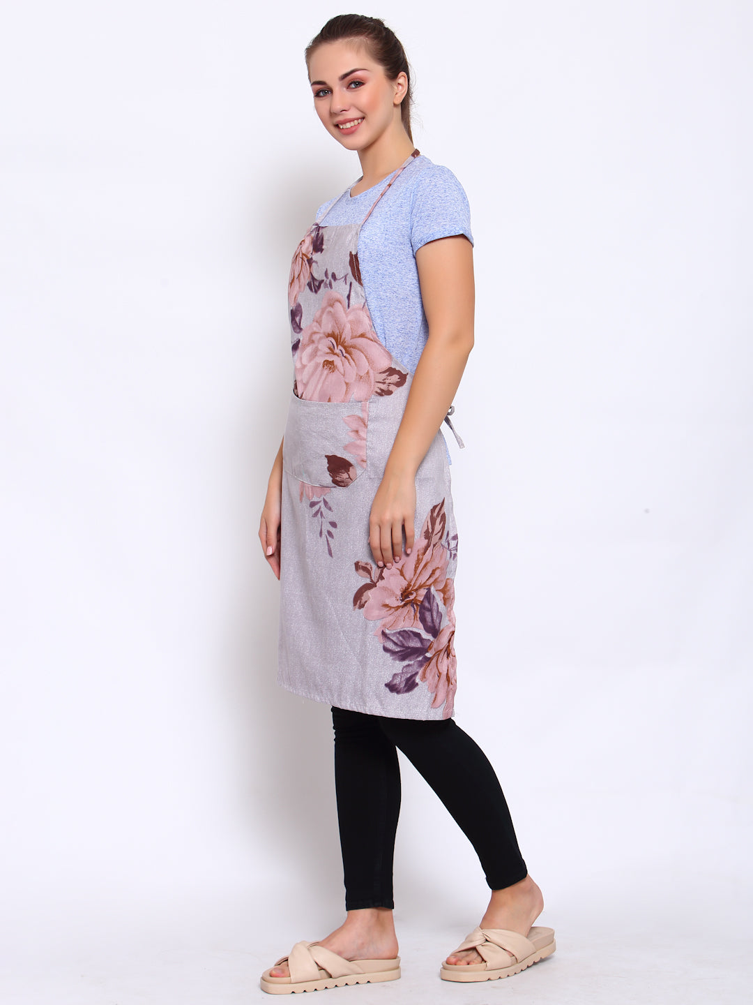 Arrabi Grey Floral Cotton Blend Apron With 2 Patch Pocket (85 x 70 cm)