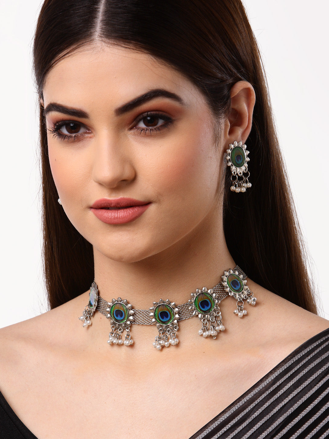 Arrabi Metallic Meenakari Jewellery Set with 2 Earrings (40 cm)