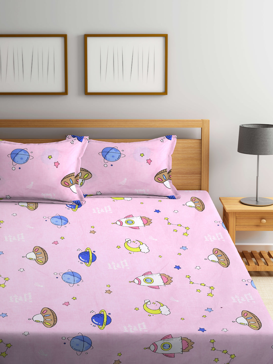 Arrabi Pink Cartoon TC Cotton Blend King Size Bedsheet with 2 Pillow Covers (250 X 215 cm)