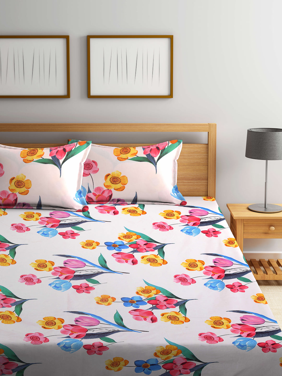 Arrabi Multi Floral TC Cotton Blend King Size Fitted Bedsheet with 2 Pillow Covers (250 X 215 Cm )