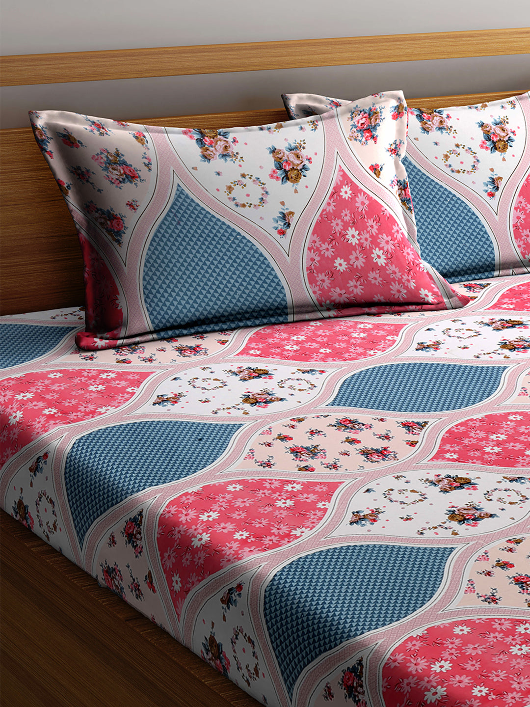 Arrabi Multi Graphics TC Cotton Blend Double Size Bedsheet with 2 Pillow Cover