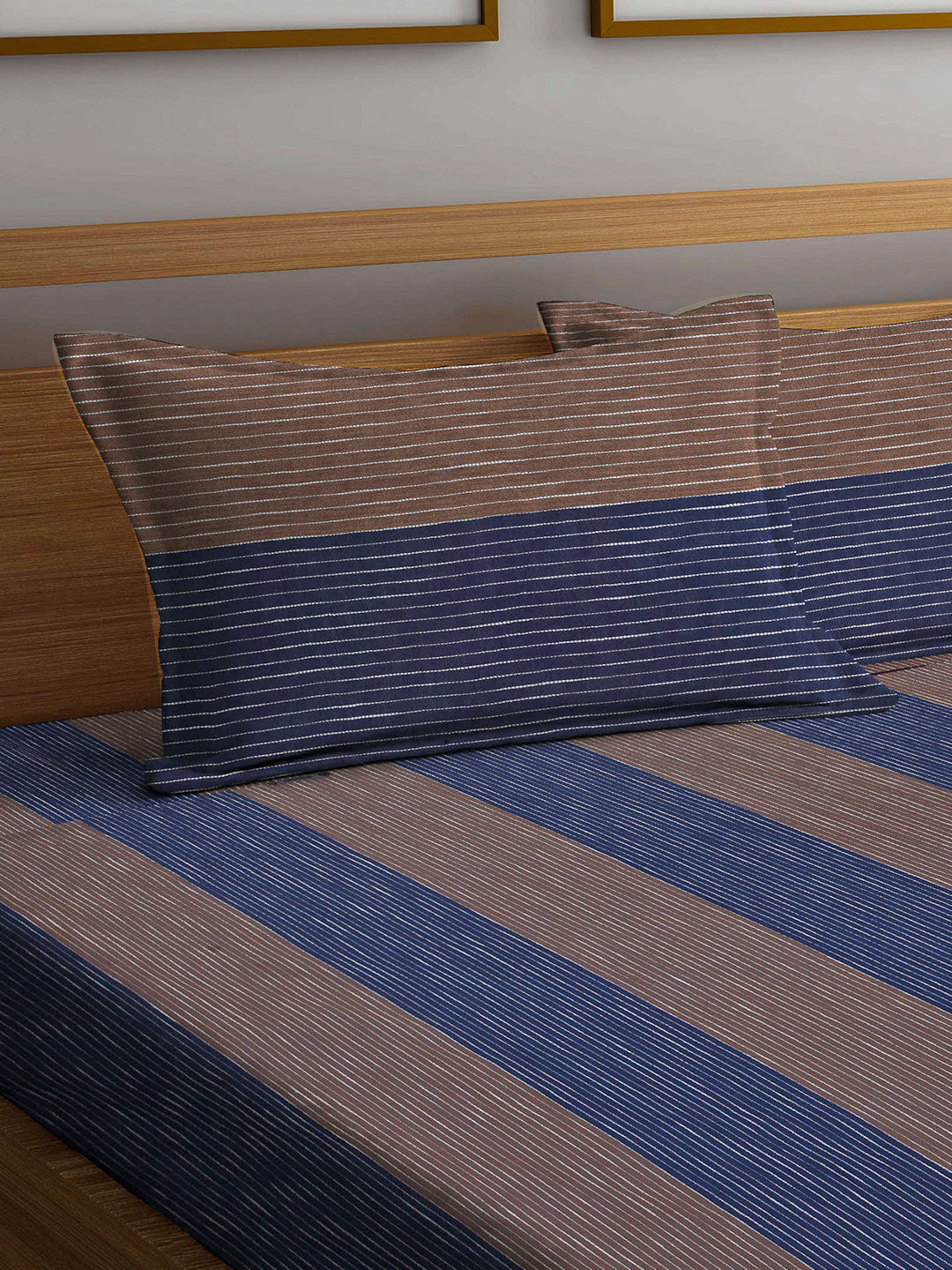 Arrabi Multi Stripes Handwoven Cotton Super King Size Bedsheet with 2 Pillow Covers (270 X 260 cm)