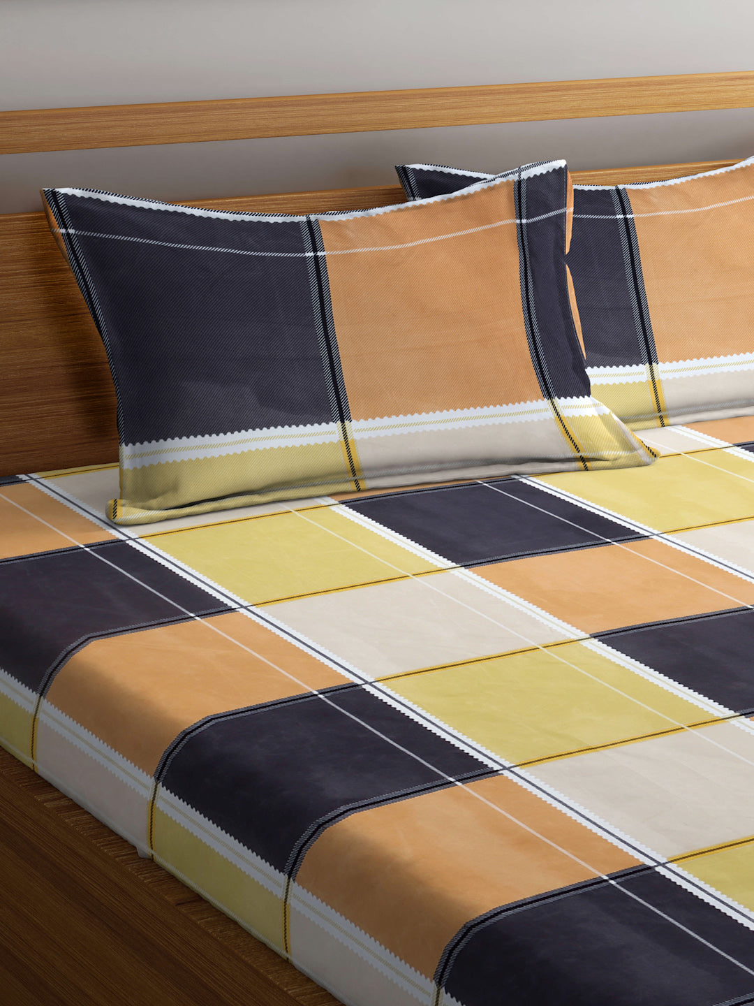 Arrabi Multi Geometric TC Cotton Blend Super King Size Fitted Bedsheet with 2 Pillow Covers(270 X 260 Cm )
