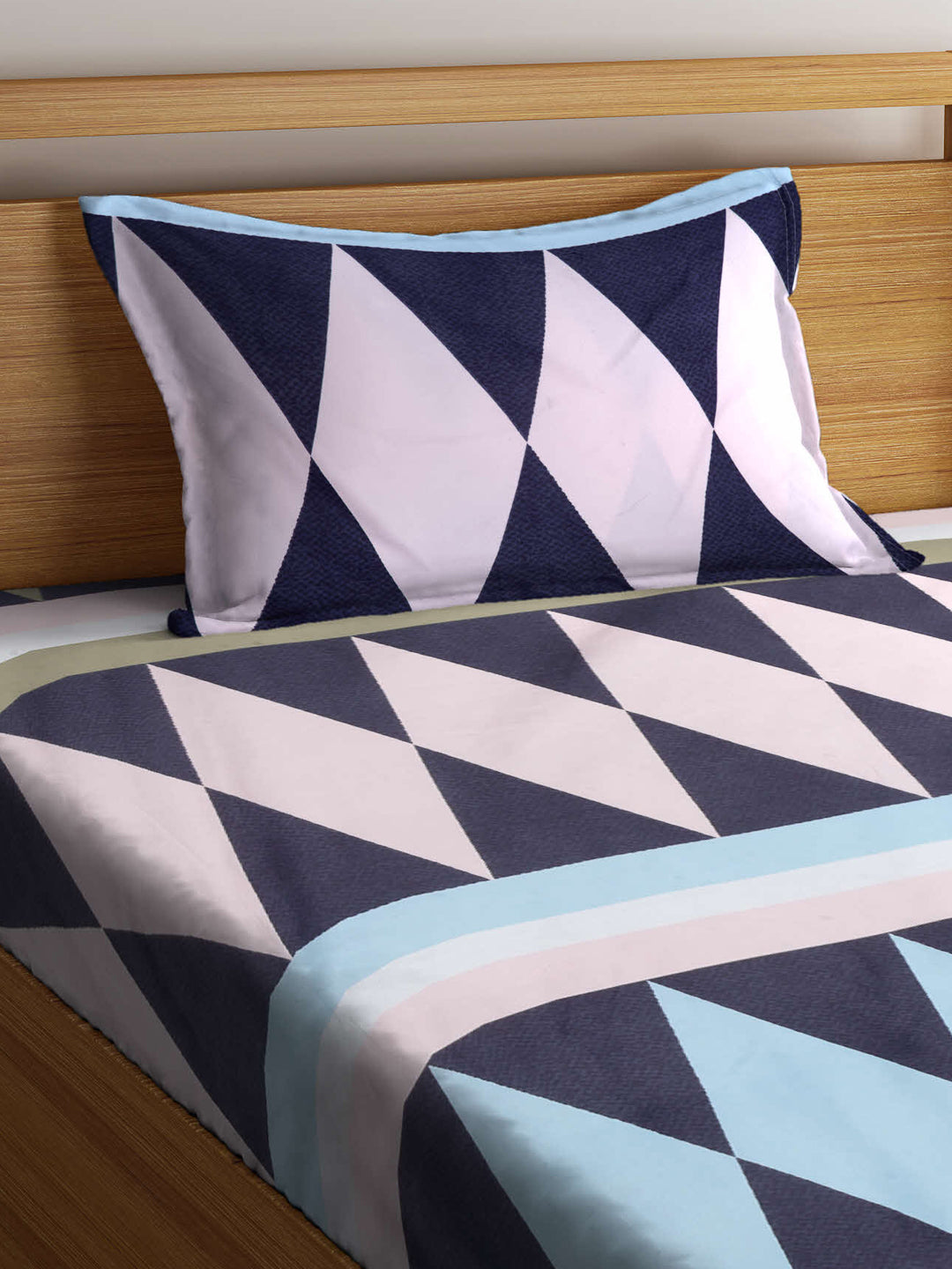 Arrabi Multi Geometric TC Cotton Blend Single Size Fitted Bedsheet with 1 Pillow Cover (220 X 150 cm)
