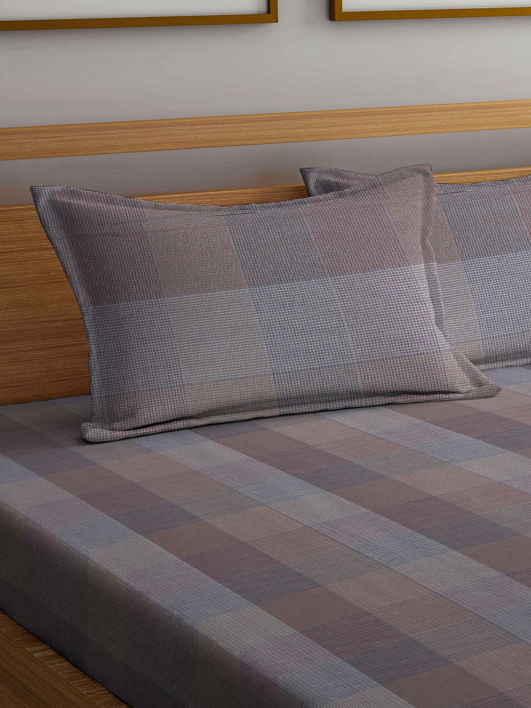Arrabi Beige Check Handwoven Cotton King Size Bedsheet with 2 Pillow Covers (260 X 250 cm)