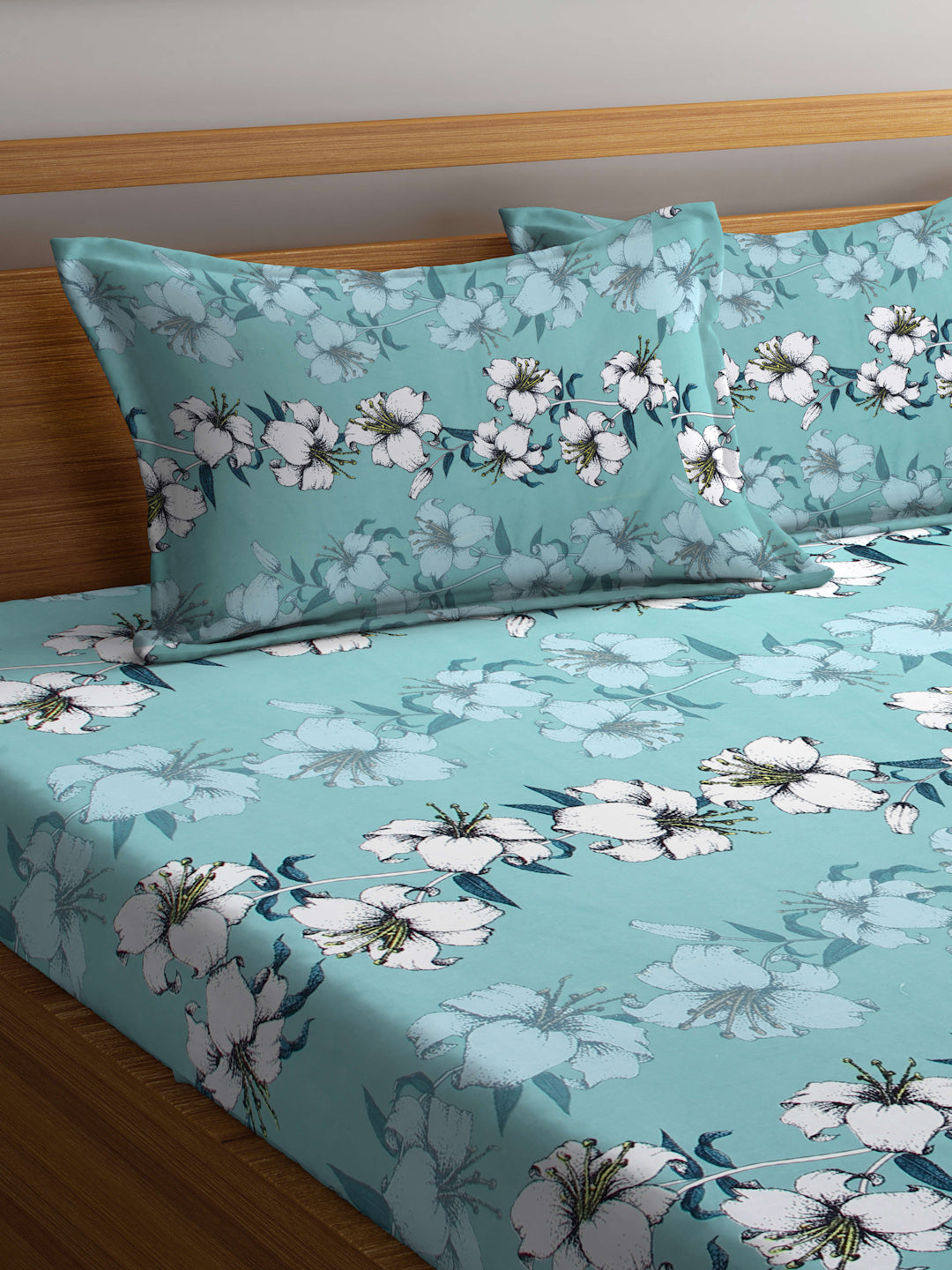 Arrabi Green Floral TC Cotton Blend King Size Bedsheet with 2 Pillow Covers (250 X 215 cm)