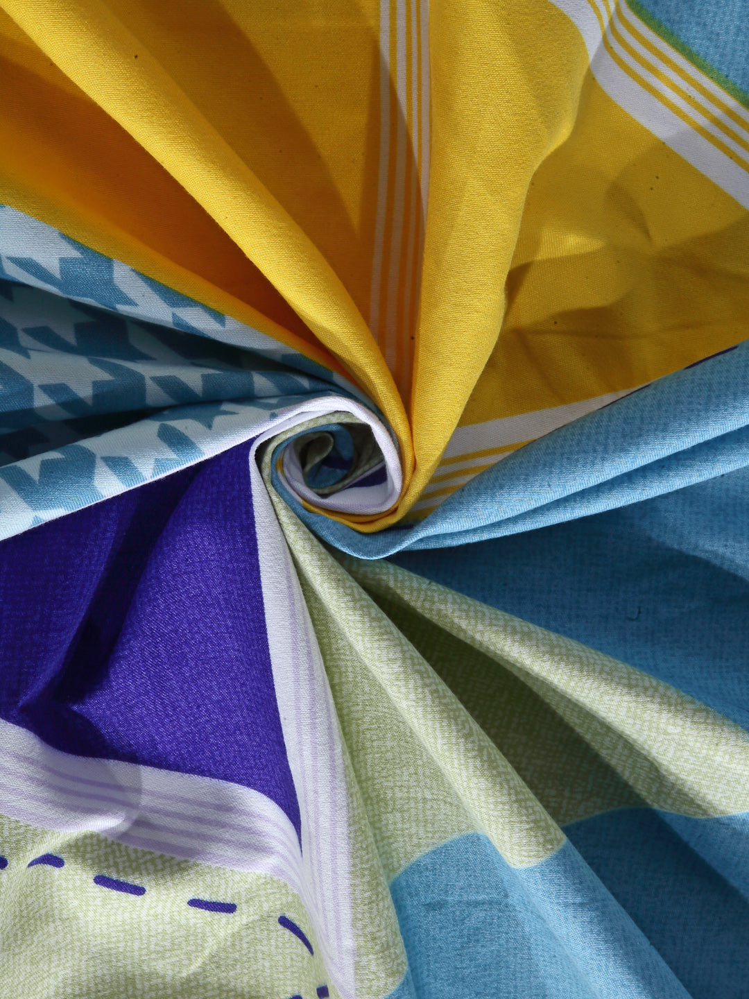 Arrabi Multi Graphic TC Cotton Blend Single Size Bedsheet with 1 Pillow Cover ( 215 X 150 cm)