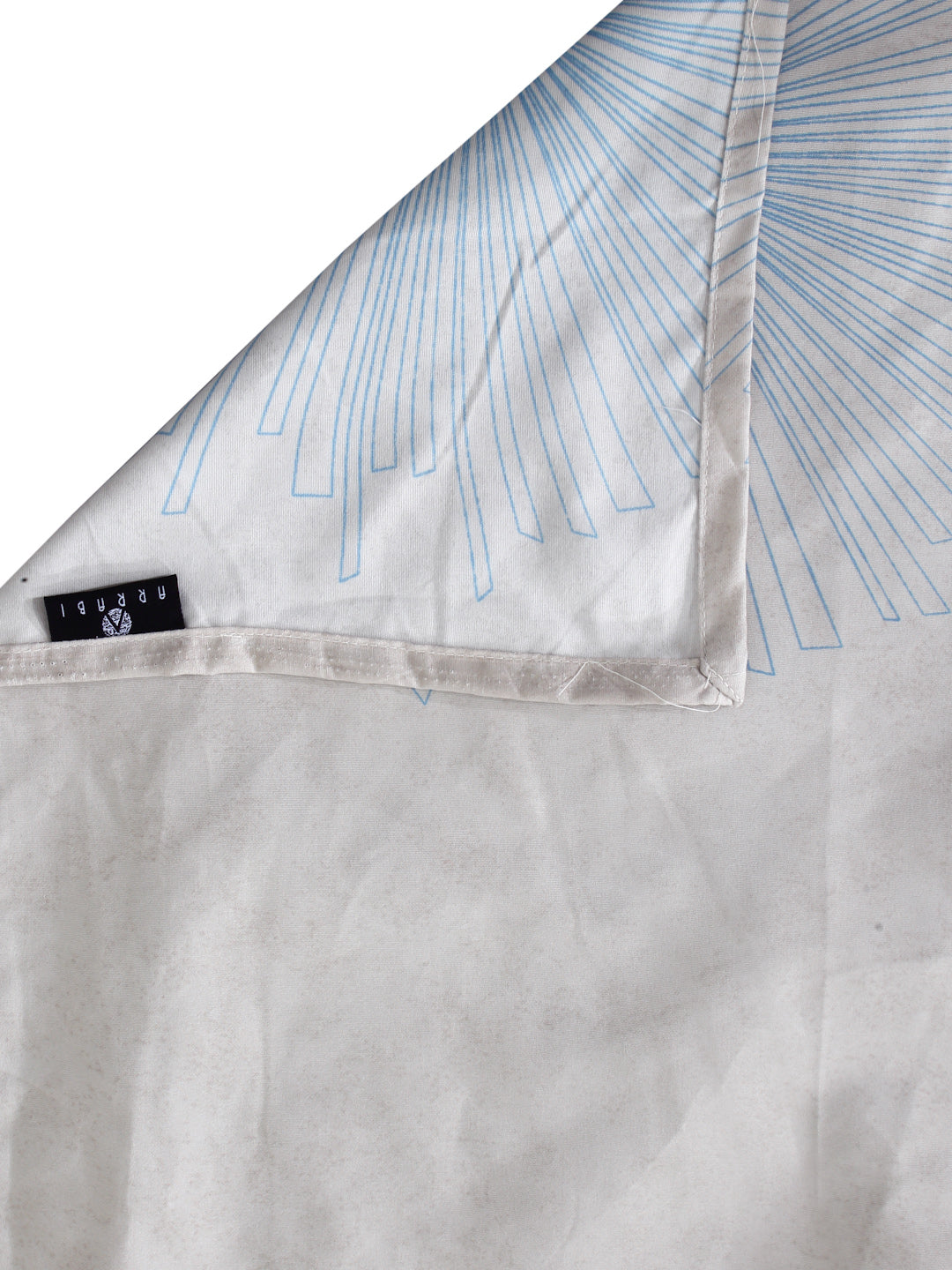 Arrabi Beige Graphic TC Cotton Blend King Size Bedsheet with 2 Pillow Covers (250 X 215 cm)